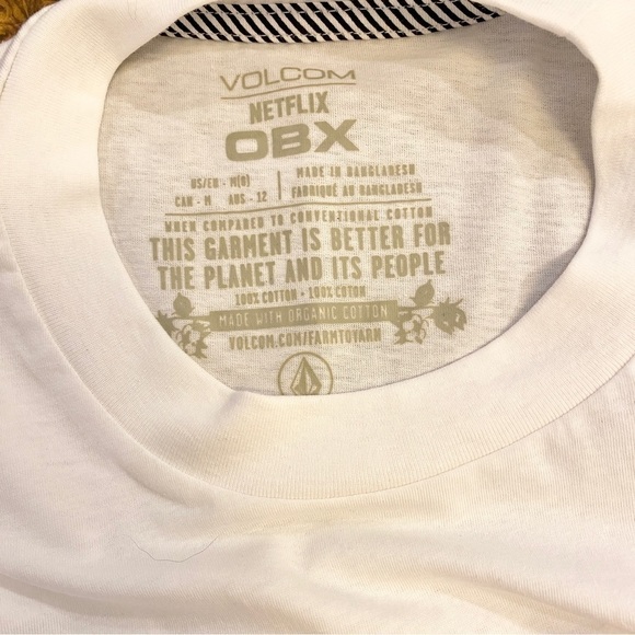 Volcom NWT T Shirt Outer Banks X Netflix OBX Womens Tee White Kook Princess Med - Picture 6 of 8